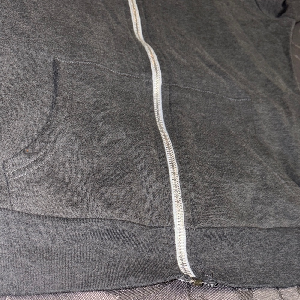 Ardene Pink and Gray zippered Hoodie, size small, White accents - Picture 8 of 8